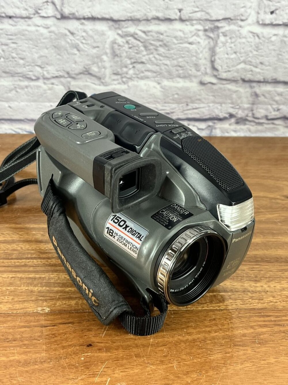 Panasonic PV-L550D Palmcorder VHS-C - No Battery/ Charger -Camera ONLY -
